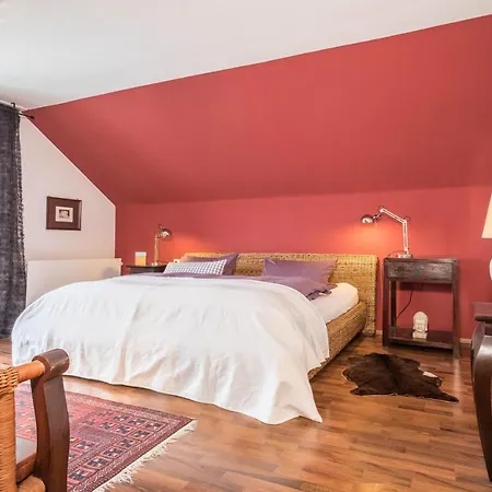 Dachatelier Apartment *